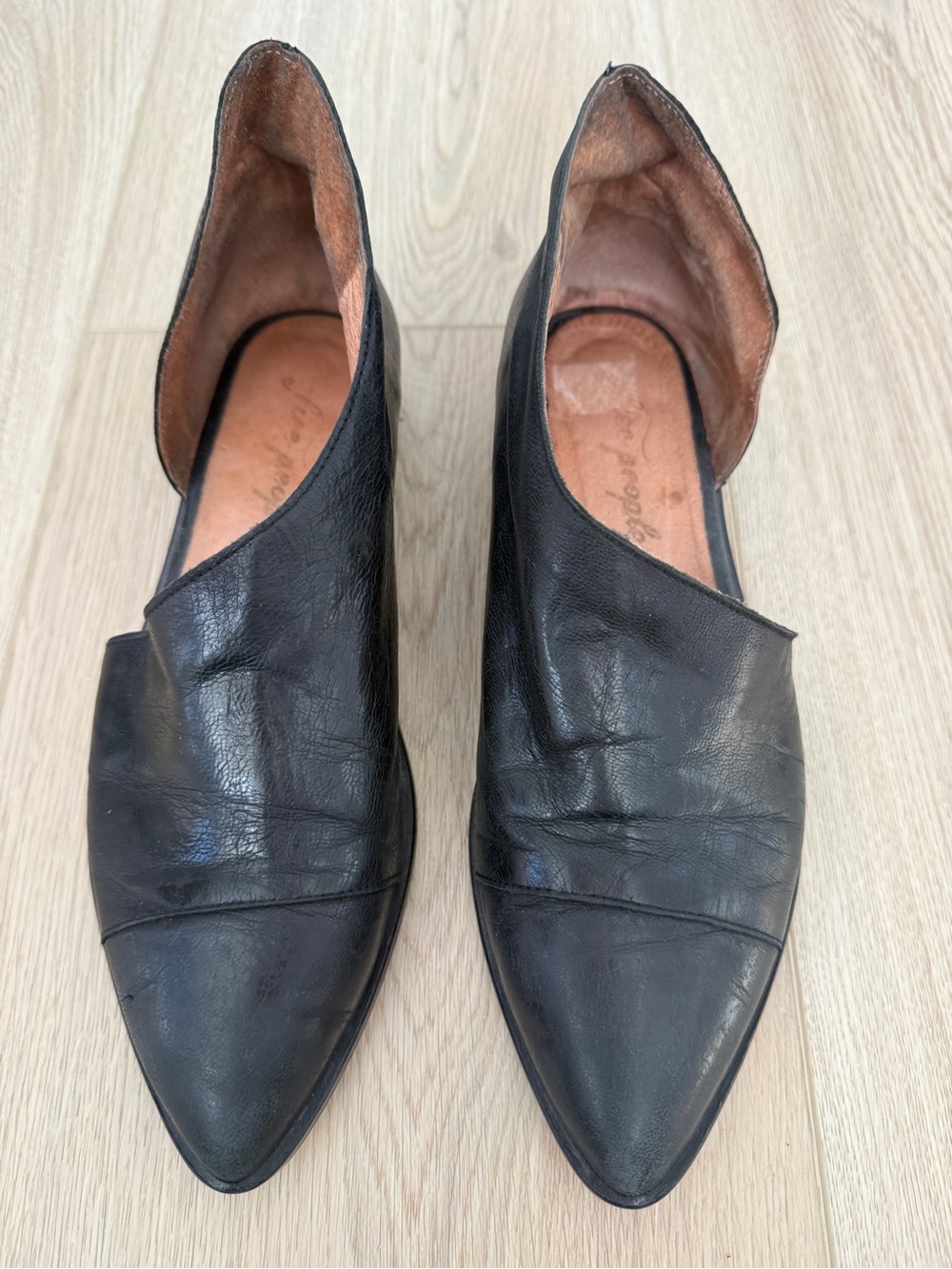 Free People Royale black leather pointed-toe flats 38